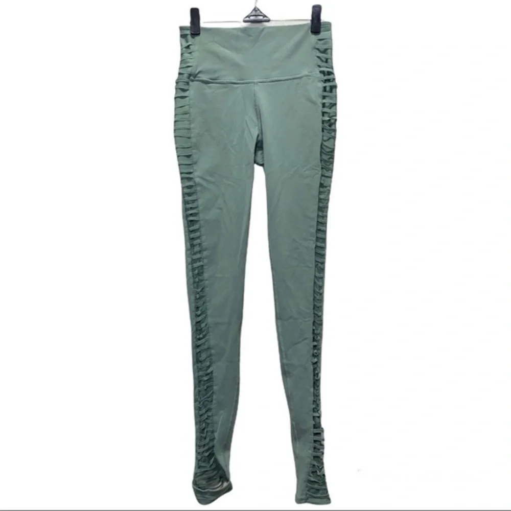 ALO Yoga Green Leggings size S